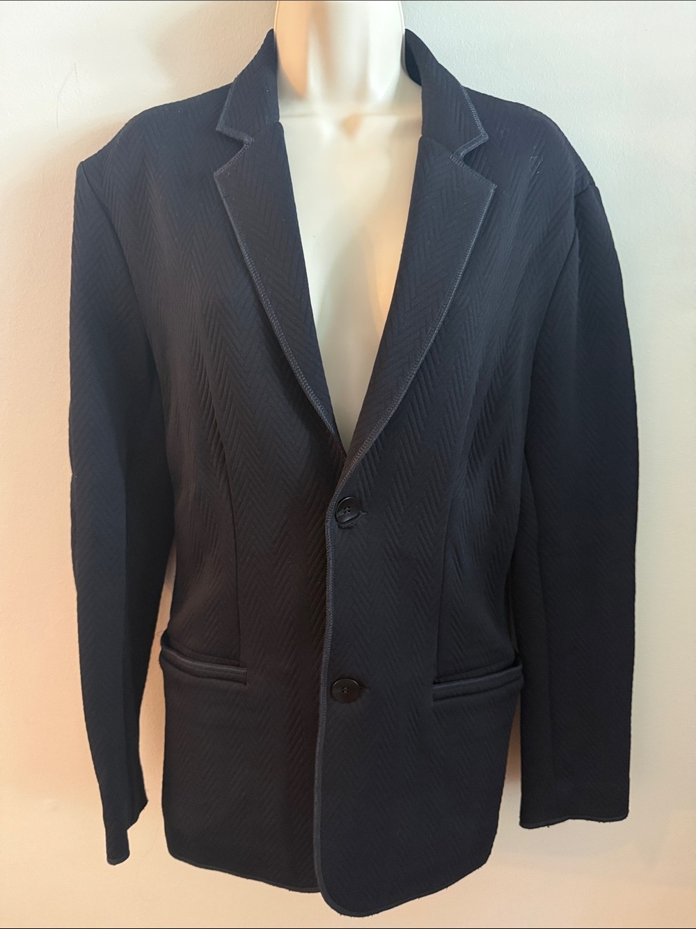 Women’s Armani Collezioni Black Chevron Blazer Size Large